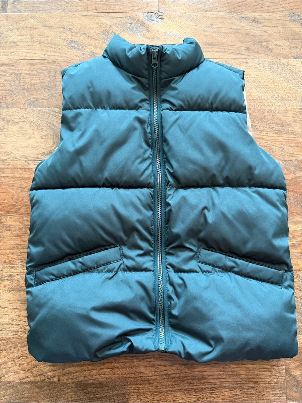 Old Navy Green Puffer Vest Boys Size 8/Medium
